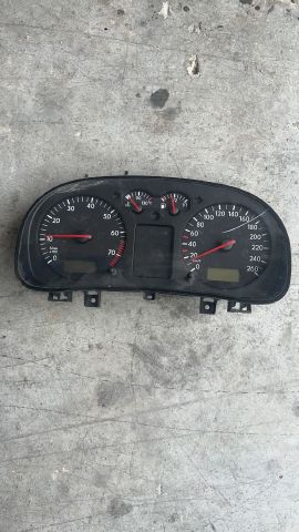 VOLKSWAGEN BORA ÇIKMA ORJİNAL  KM SAATİ 1J0 920 801 B